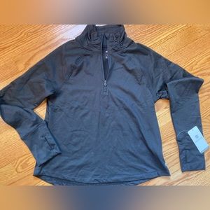 Apana black quarter zip - size Medium NWT